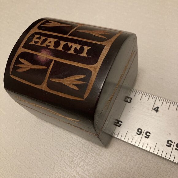 Vintage Hand-Carved Wooden Trinket Box w/ Lid 3" Haiti Brown Keepsake Souvenir - Picture 11 of 12